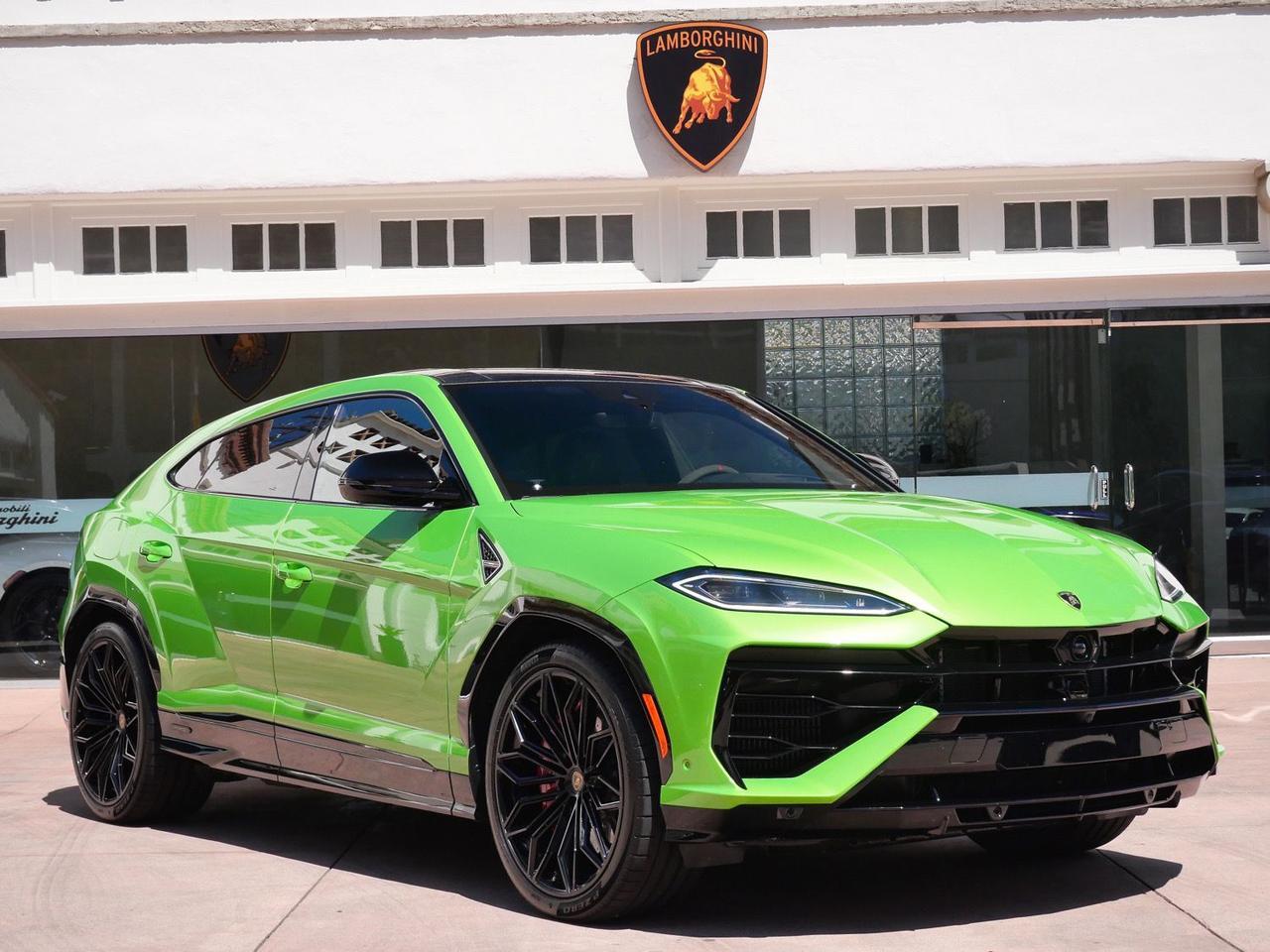 2026 Lamborghini Urus SE SE