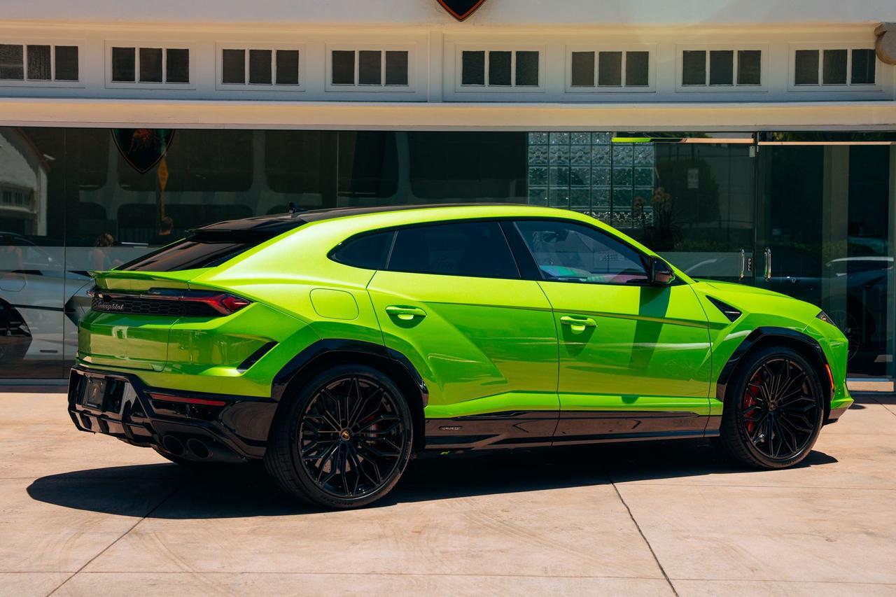 2026 Lamborghini Urus SE SE Lawrence KS