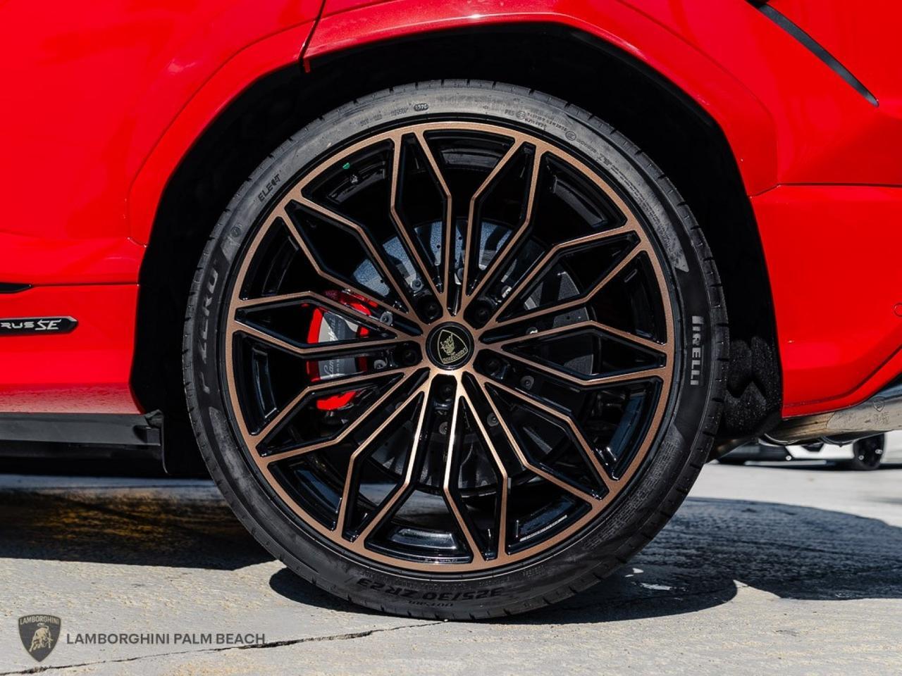 2026 Lamborghini Urus SE West Palm Beach FL