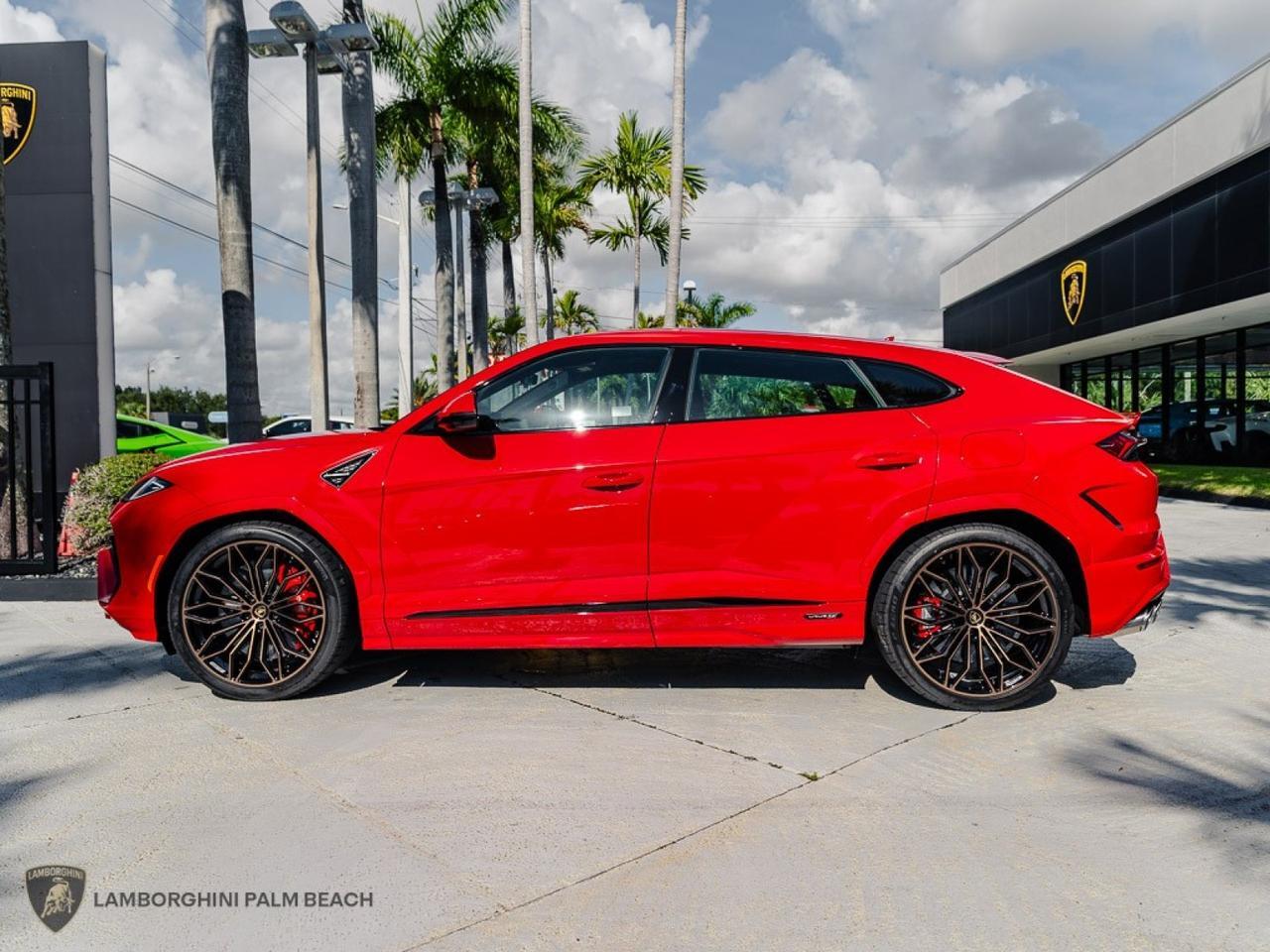2026 Lamborghini Urus SE West Palm Beach FL