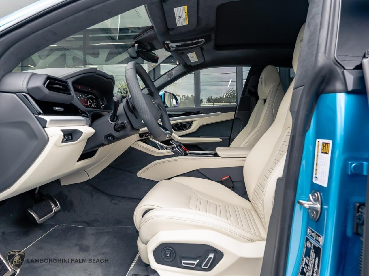 2026 Lamborghini Urus SE West Palm Beach FL