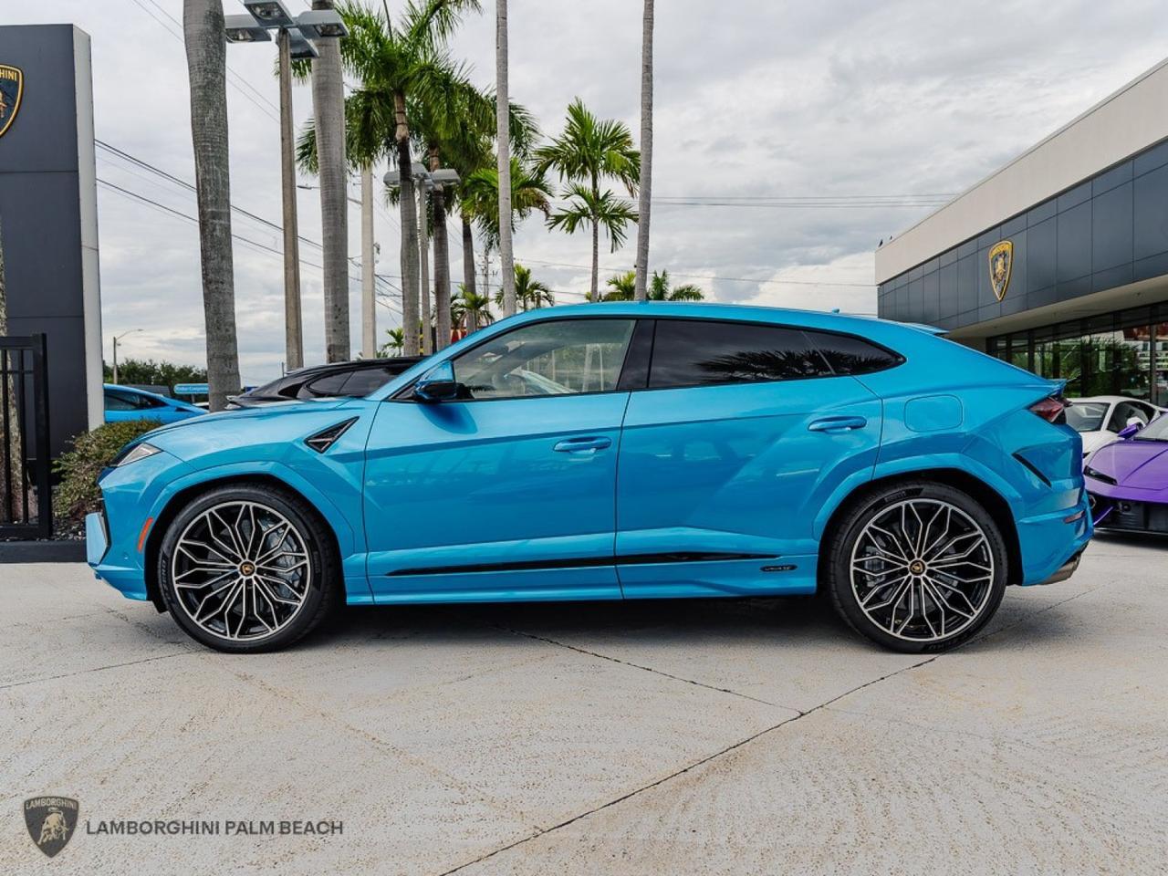 2026 Lamborghini Urus SE West Palm Beach FL