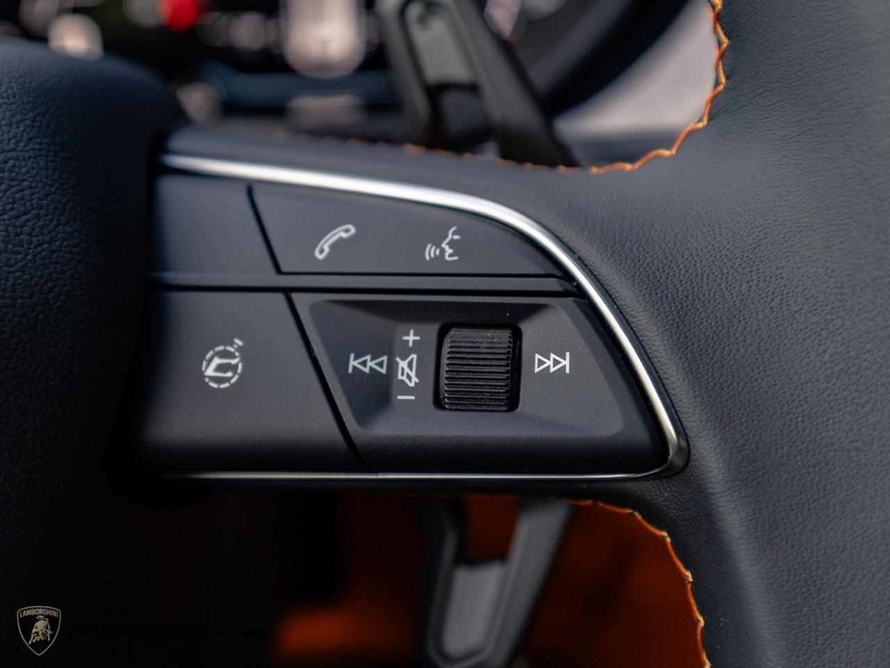 2026 Lamborghini Urus SE West Palm Beach FL