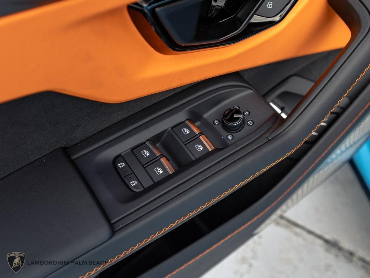 2026 Lamborghini Urus SE West Palm Beach FL