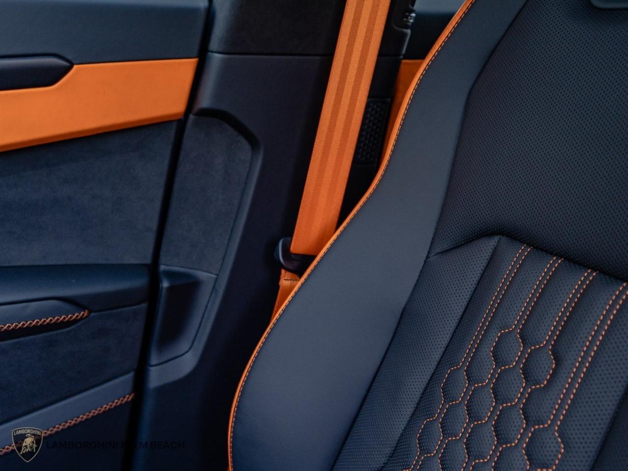 2026 Lamborghini Urus SE West Palm Beach FL