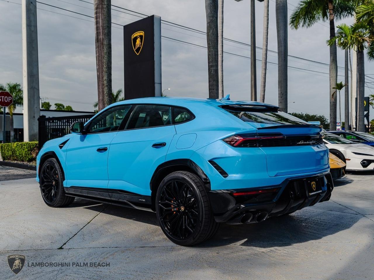 2026 Lamborghini Urus SE West Palm Beach FL