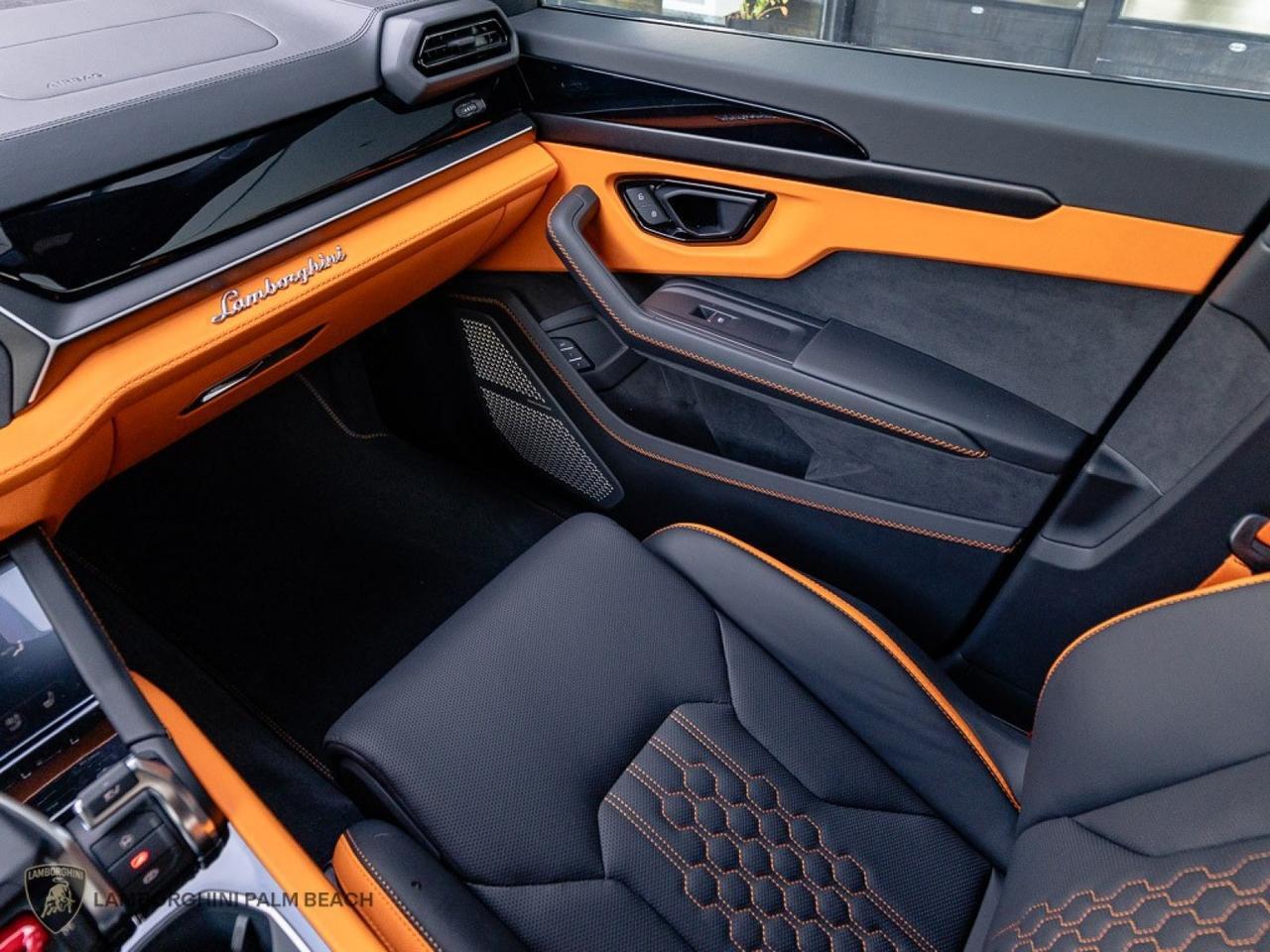 2026 Lamborghini Urus SE West Palm Beach FL