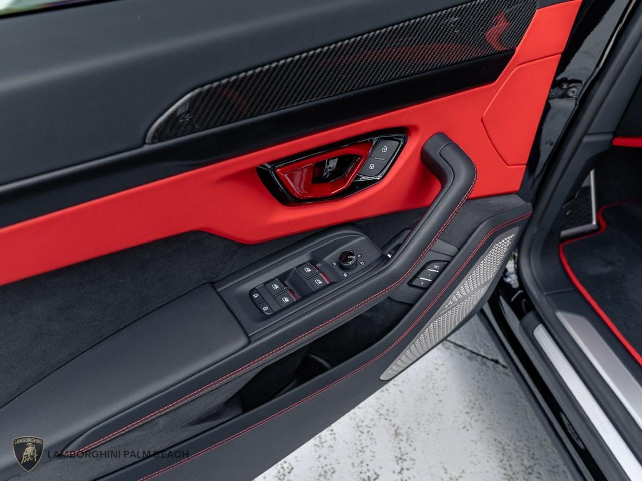 2026 Lamborghini Urus SE West Palm Beach FL