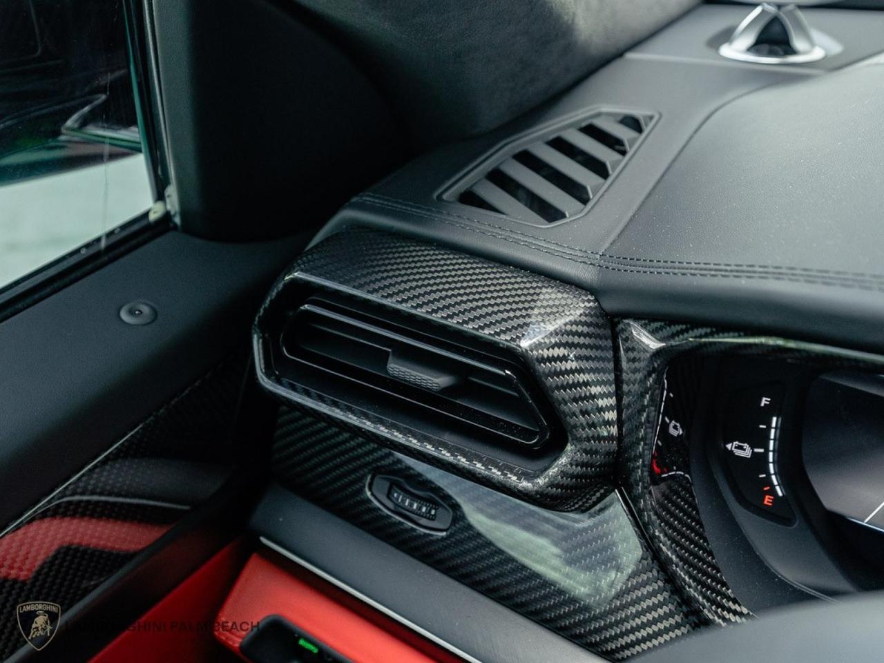 2026 Lamborghini Urus SE West Palm Beach FL