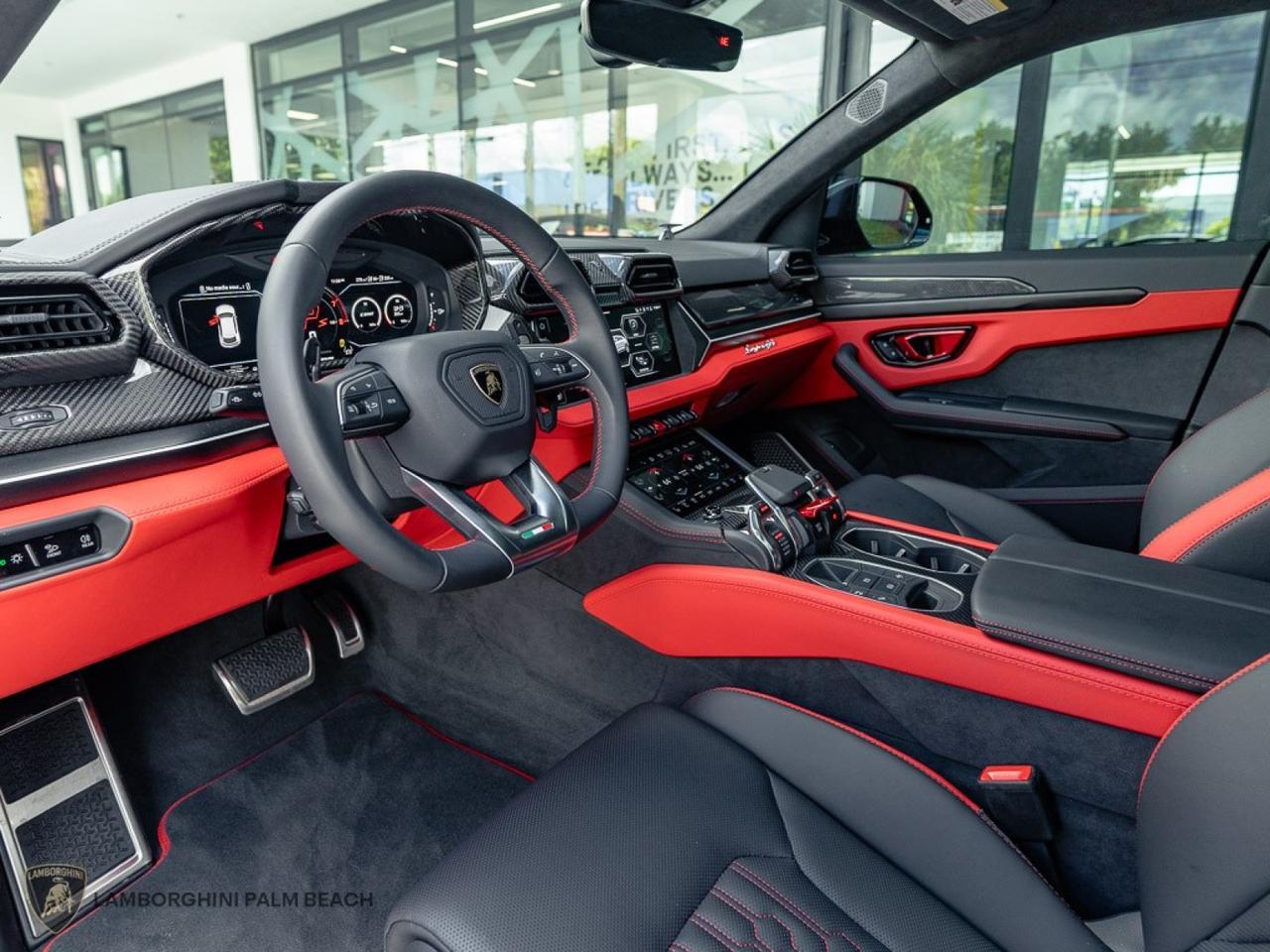 2026 Lamborghini Urus SE West Palm Beach FL