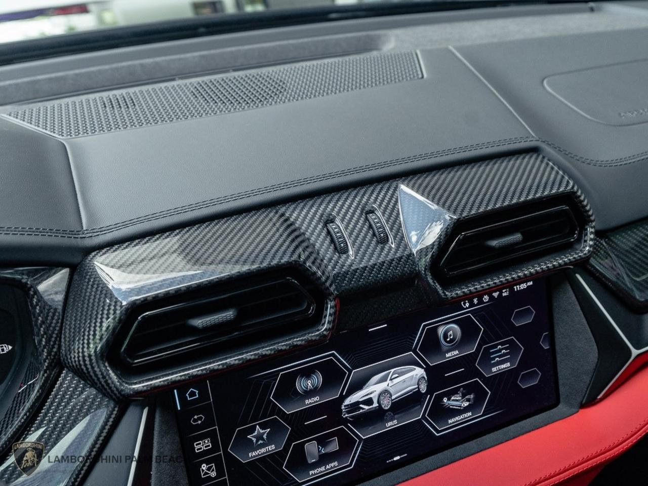 2026 Lamborghini Urus SE West Palm Beach FL