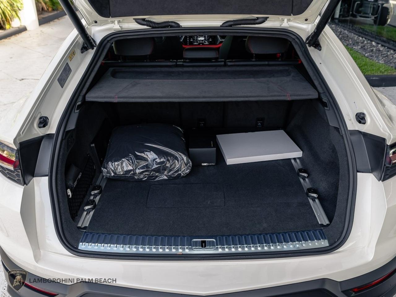 2026 Lamborghini Urus SE West Palm Beach FL