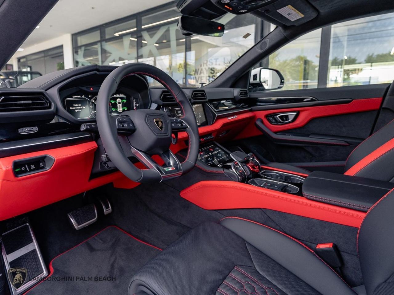 2026 Lamborghini Urus SE West Palm Beach FL