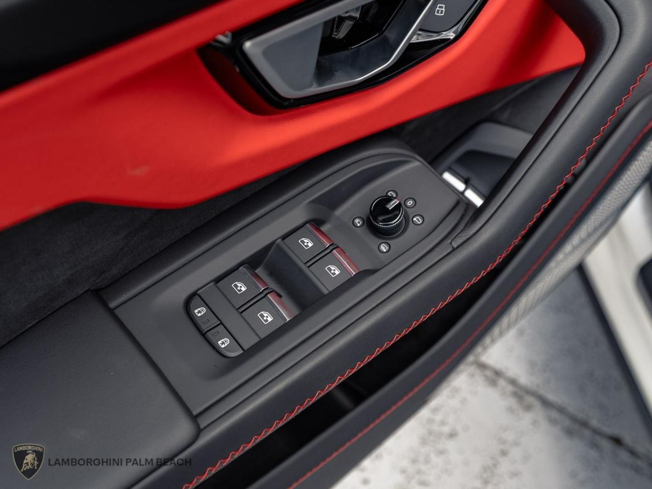 2026 Lamborghini Urus SE West Palm Beach FL