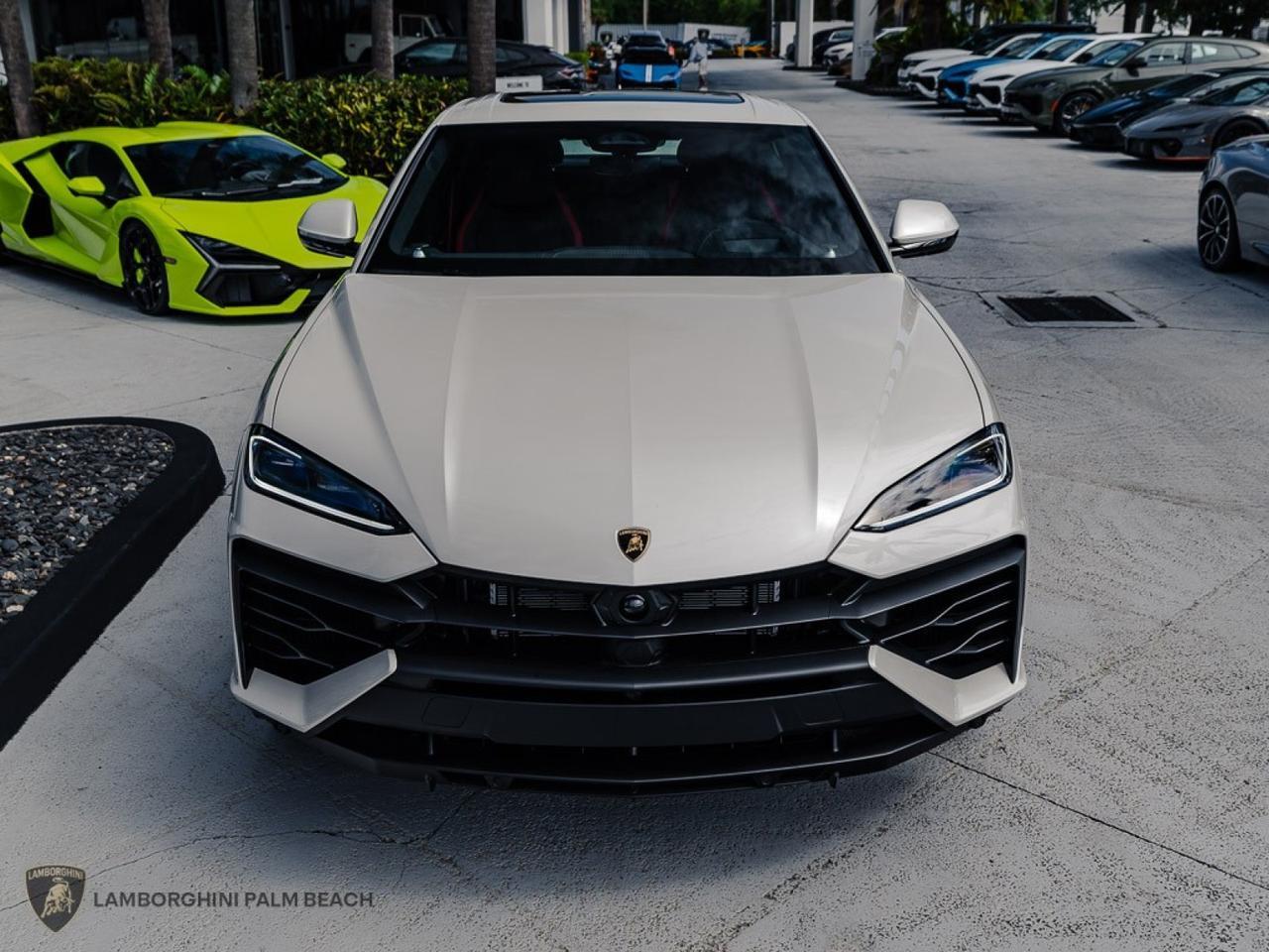 2026 Lamborghini Urus SE West Palm Beach FL