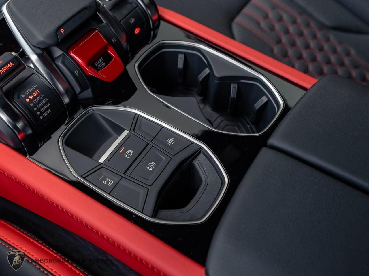 2026 Lamborghini Urus SE West Palm Beach FL