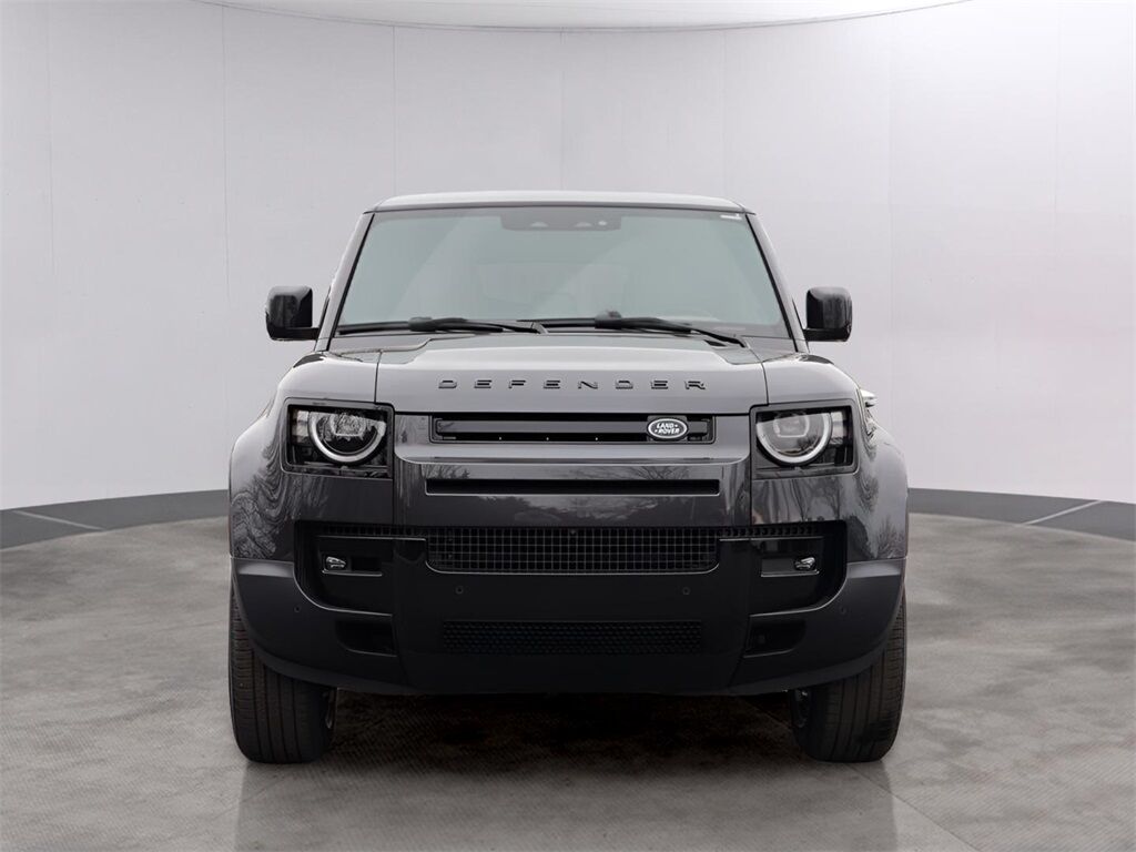 2026 Land Rover Defender 110 S