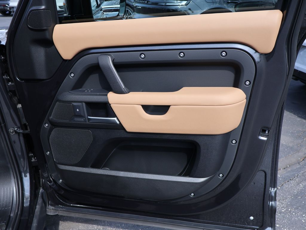 2026 Land Rover Defender 110 V8 San Clemente CA