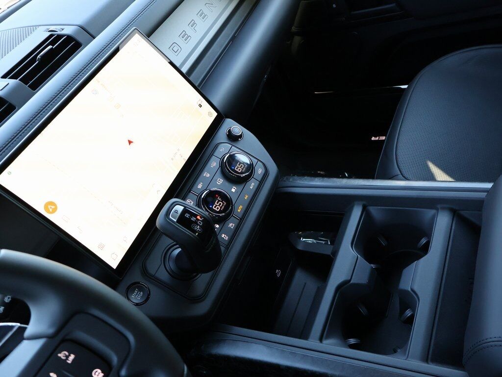 2026 Land Rover Defender 110 V8 San Clemente CA