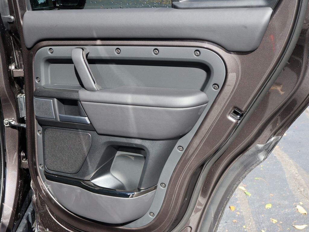 2026 Land Rover Defender 110 V8 San Clemente CA