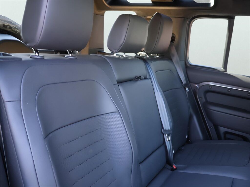 2026 Land Rover Defender 110 V8 San Clemente CA