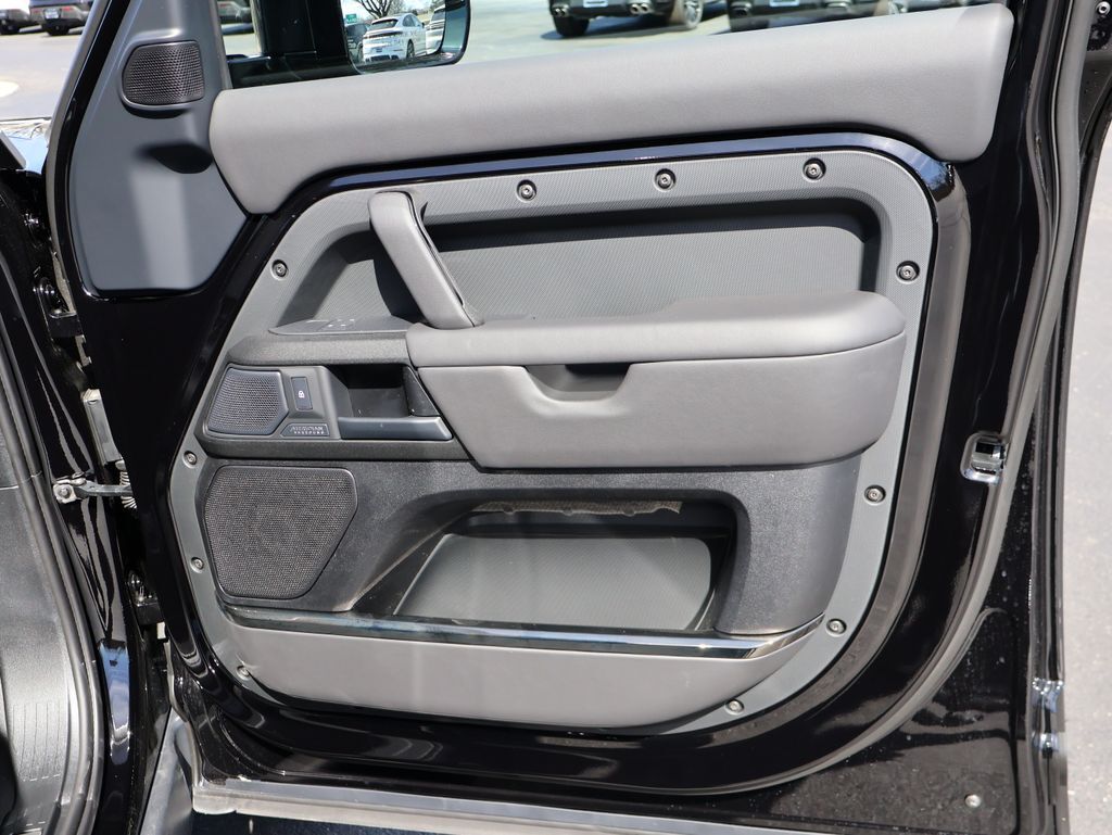 2026 Land Rover Defender 110 V8 San Clemente CA