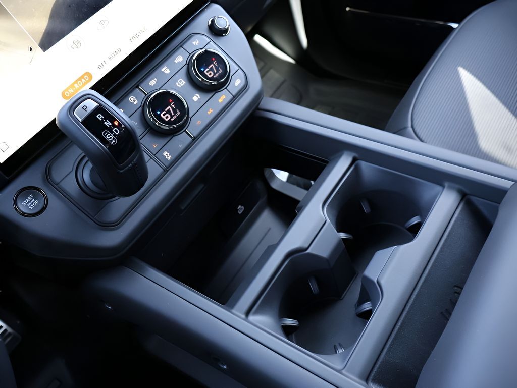 2026 Land Rover Defender 110 V8 San Clemente CA