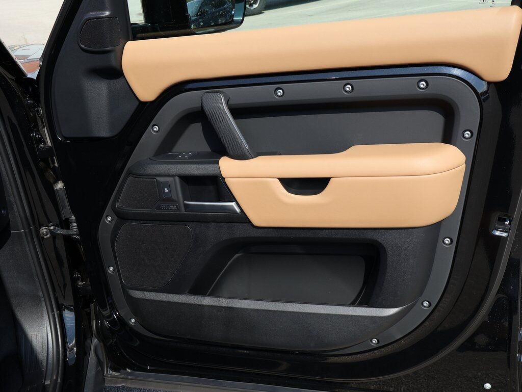 2026 Land Rover Defender 110 V8 San Clemente CA