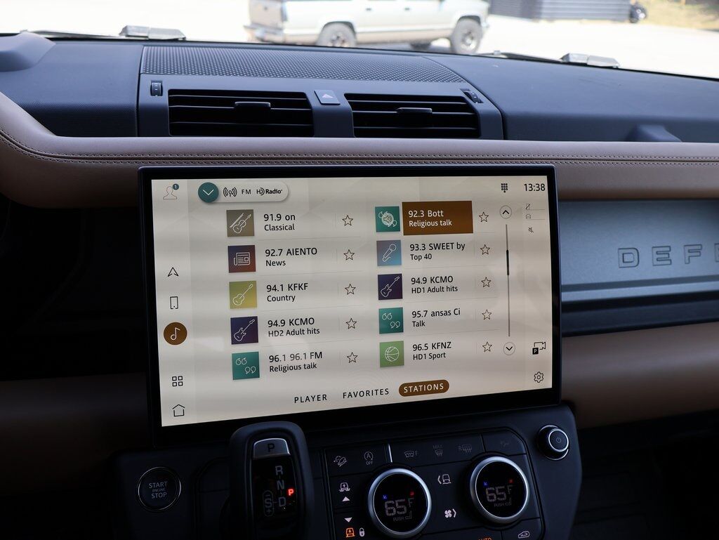 2026 Land Rover Defender 110 V8 San Clemente CA