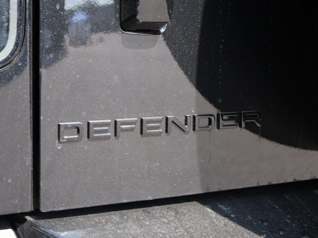 2026 Land Rover Defender 110 V8 San Clemente CA