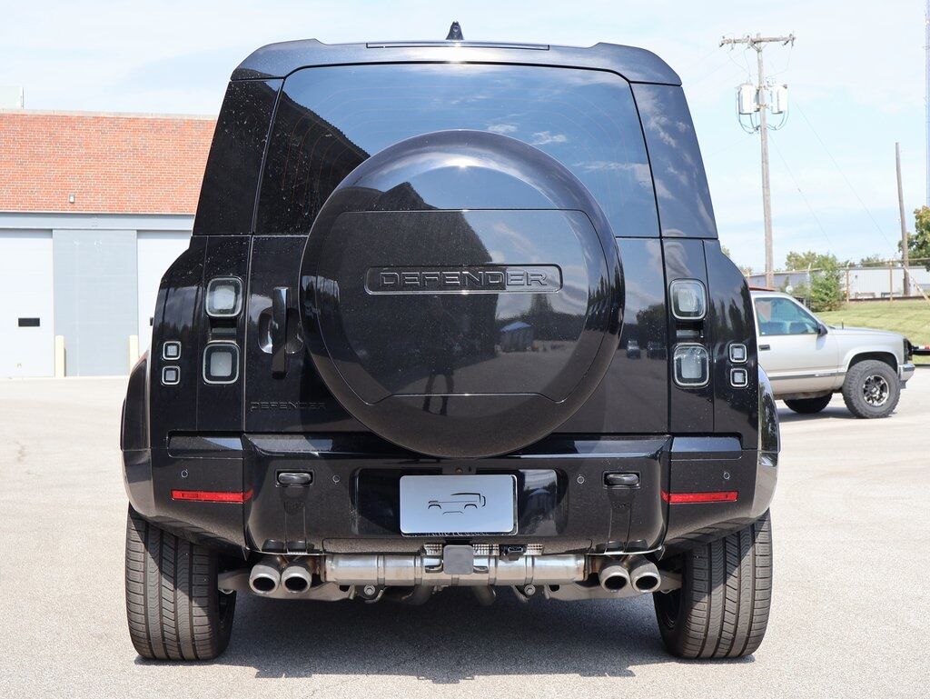 2026 Land Rover Defender 110 V8 San Clemente CA