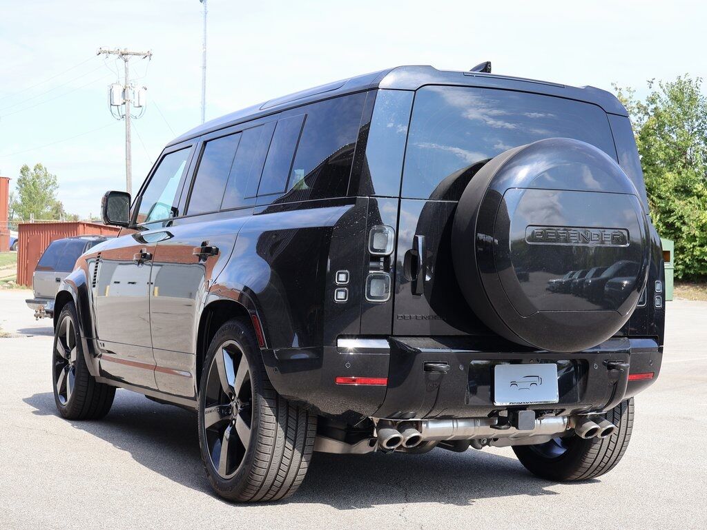 2026 Land Rover Defender 110 V8 San Clemente CA