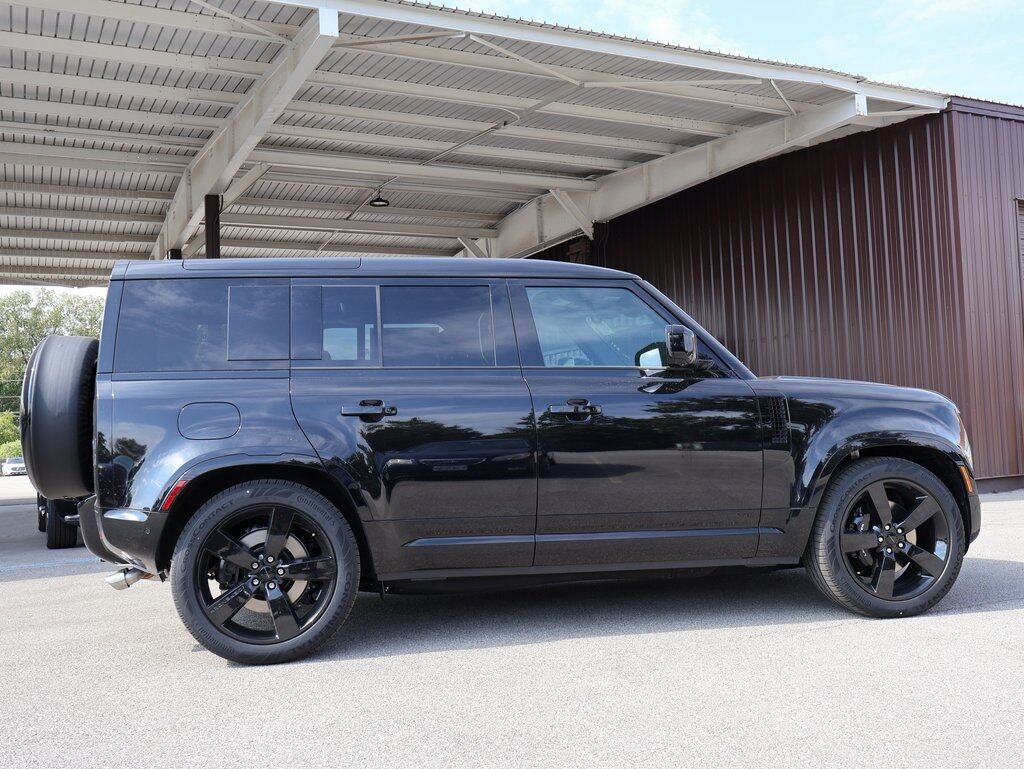 2026 Land Rover Defender 110 V8 San Clemente CA