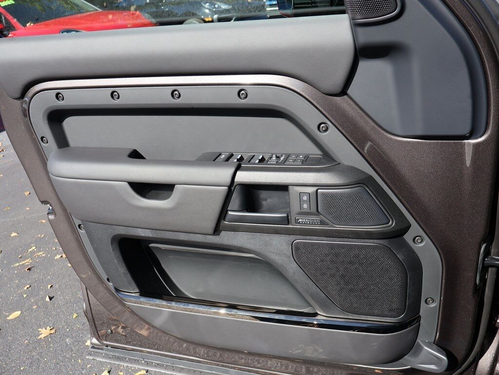 2026 Land Rover Defender 110 V8 San Clemente CA