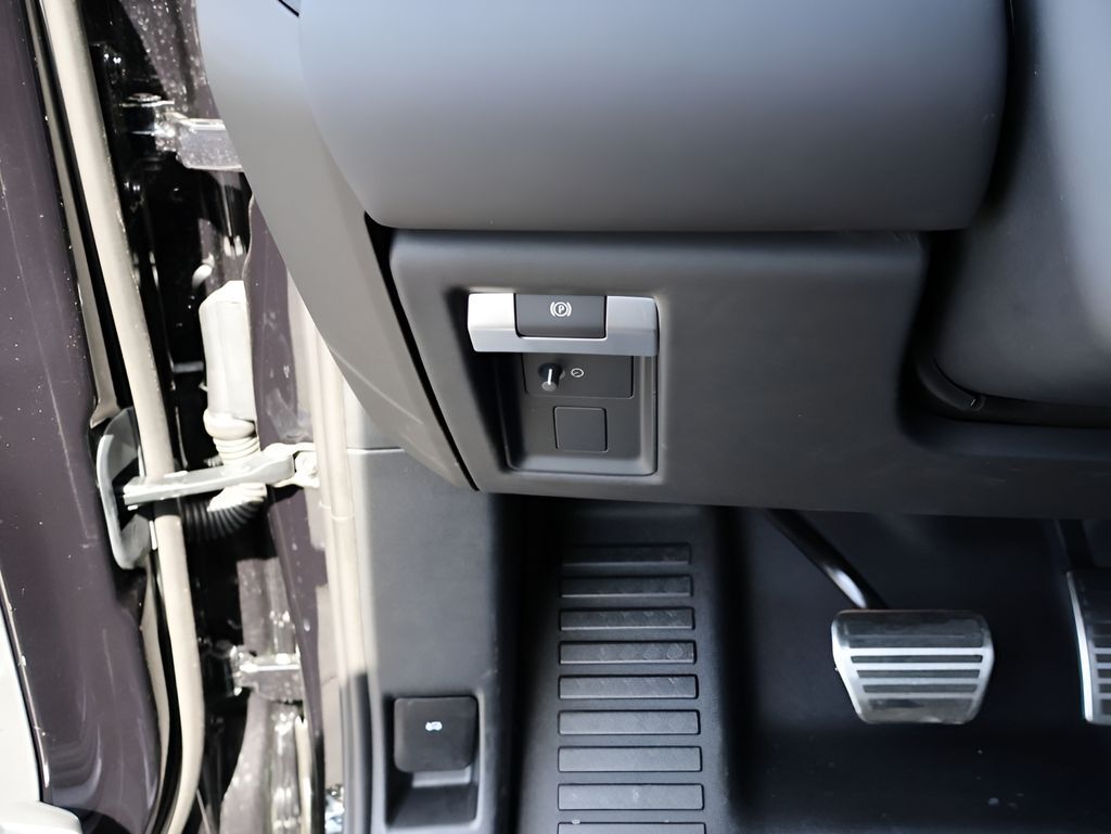 2026 Land Rover Defender 110 V8 San Clemente CA