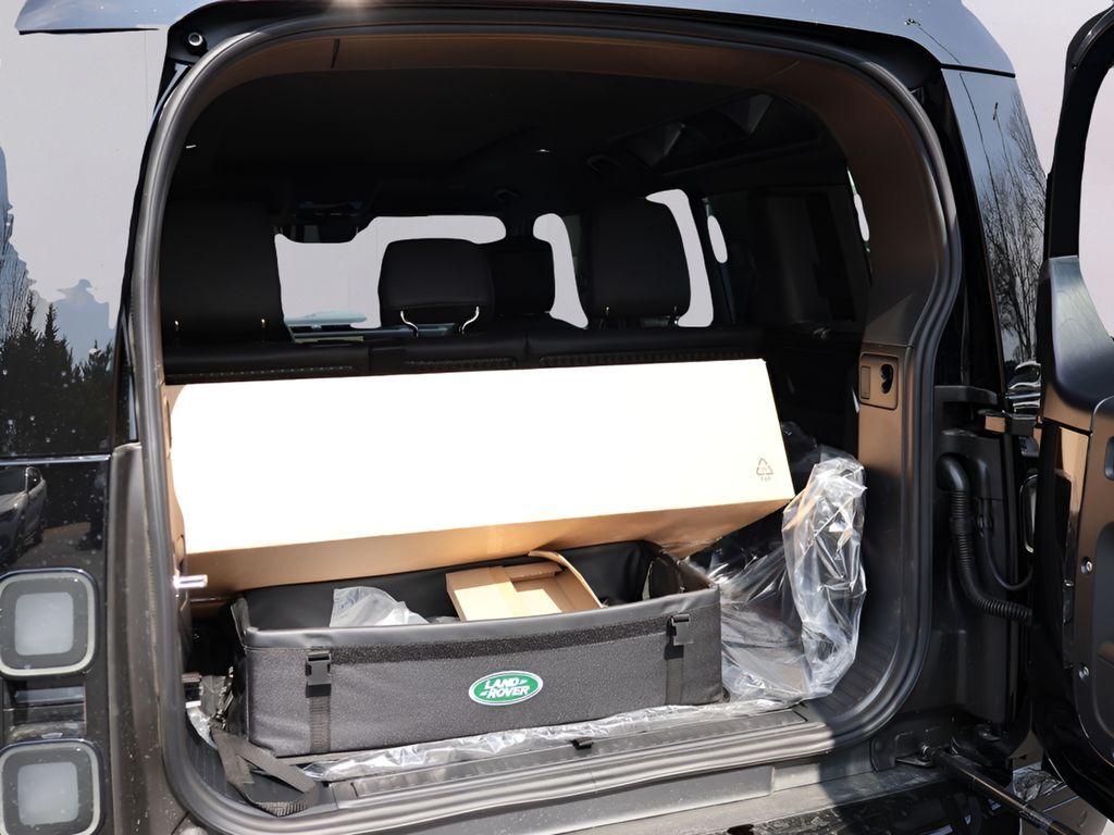 2026 Land Rover Defender 110 X-Dynamic SE San Clemente CA