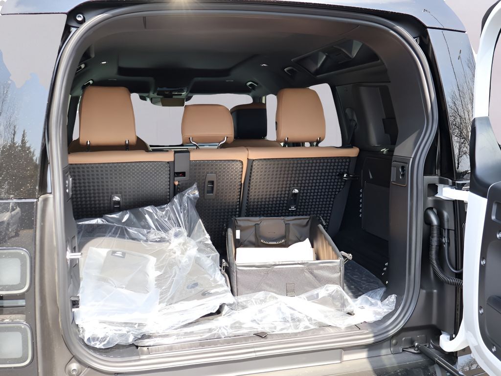 2026 Land Rover Defender 110 X-Dynamic SE San Clemente CA