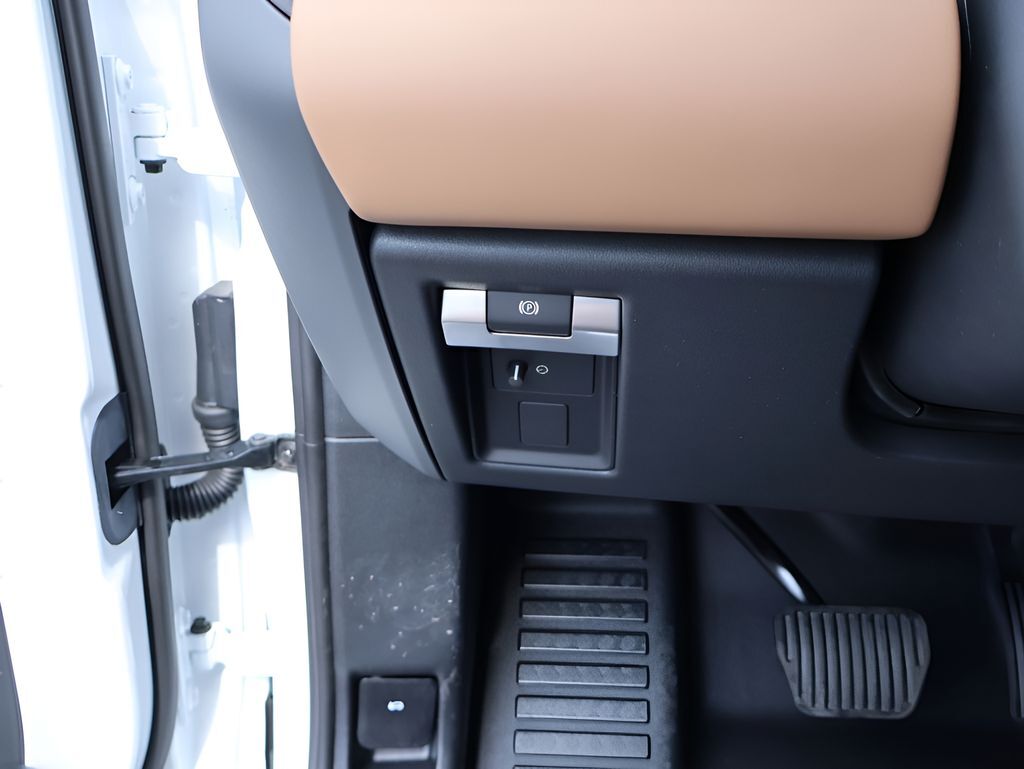 2026 Land Rover Defender 110 X-Dynamic SE San Clemente CA