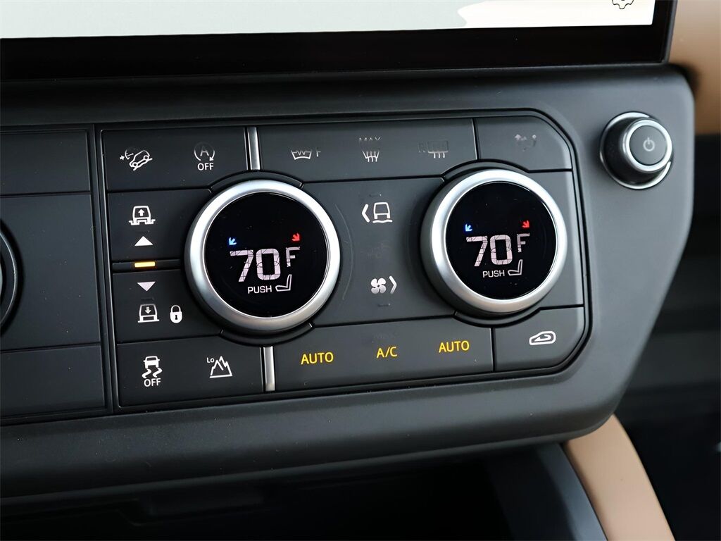 2026 Land Rover Defender 110 X-Dynamic SE San Clemente CA