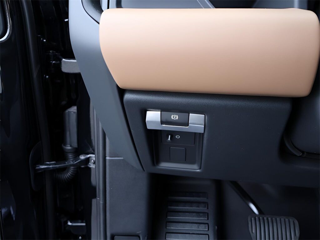 2026 Land Rover Defender 110 X-Dynamic SE San Clemente CA