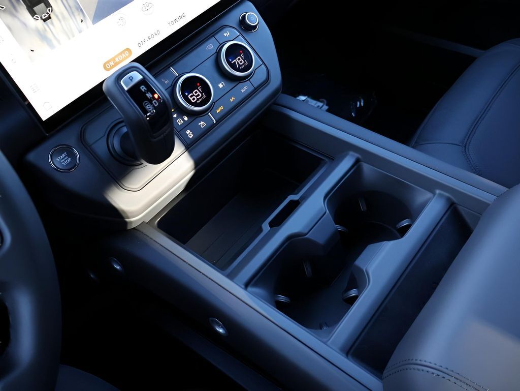 2026 Land Rover Defender 110 X-Dynamic SE San Clemente CA