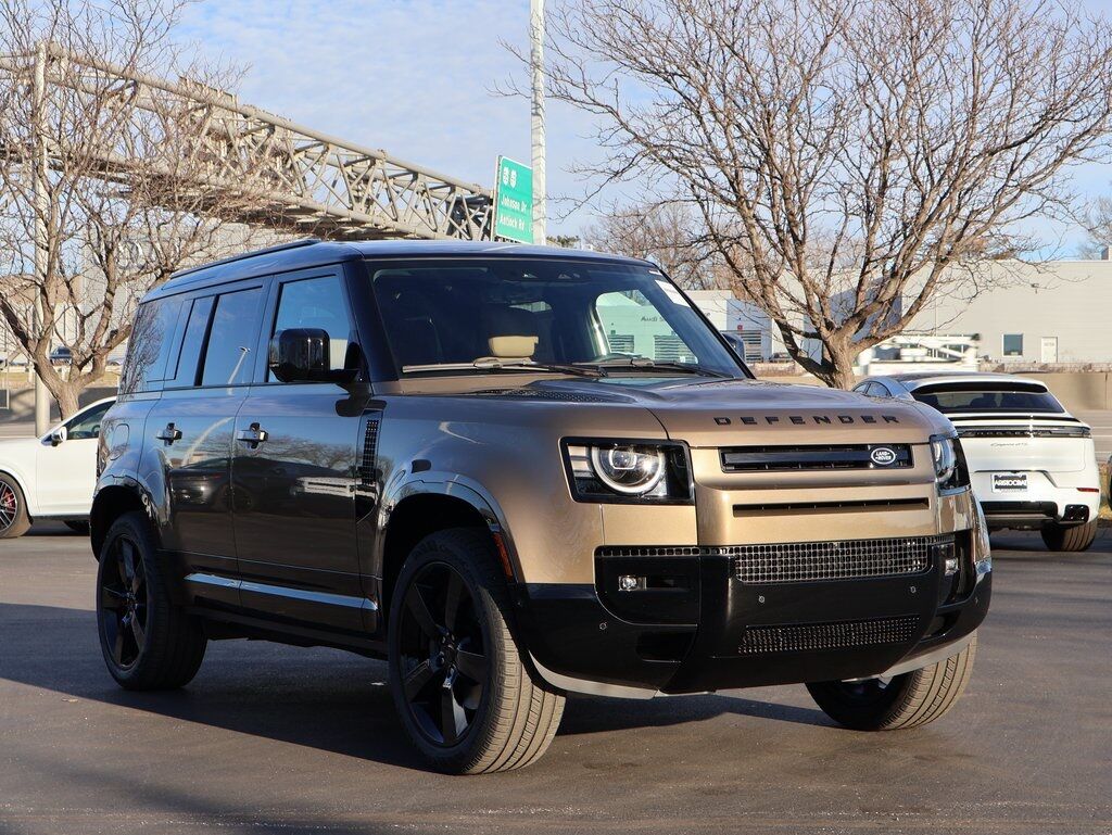 2026 Land Rover Defender 110 X-Dynamic SE