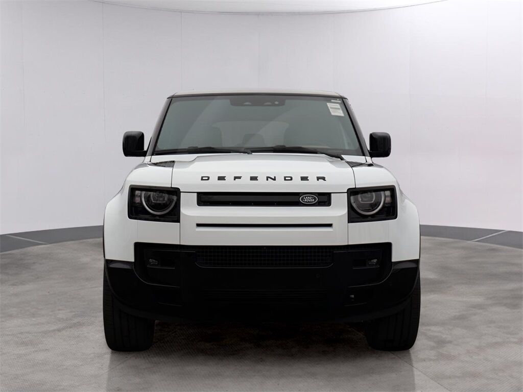 2026 Land Rover Defender 110 X-Dynamic SE