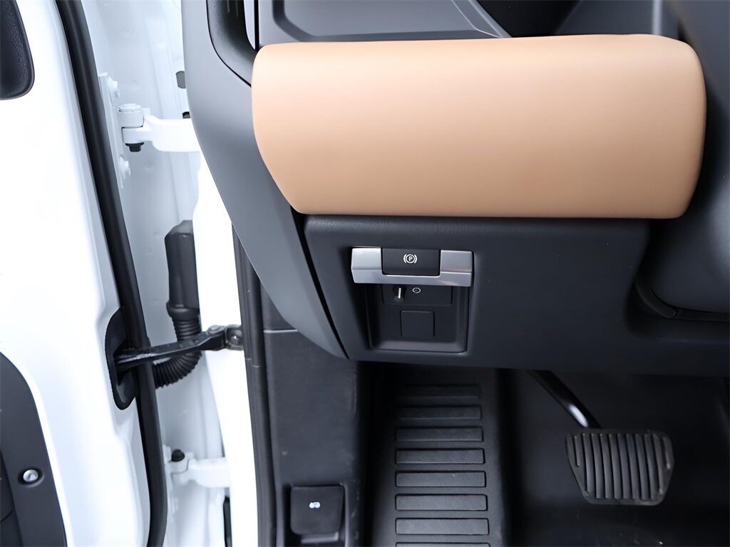 2026 Land Rover Defender 110 X-Dynamic SE San Clemente CA