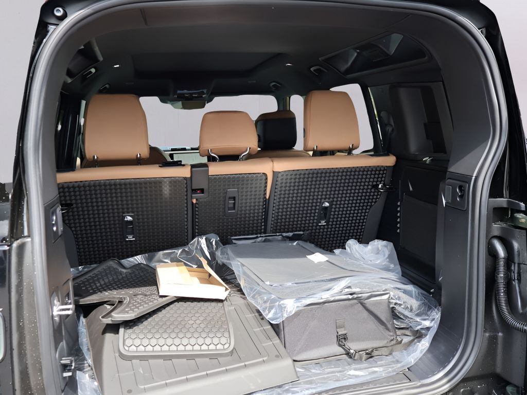 2026 Land Rover Defender 110 X-Dynamic SE San Clemente CA