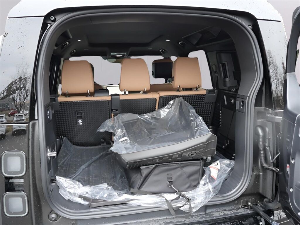 2026 Land Rover Defender 110 X-Dynamic SE San Clemente CA