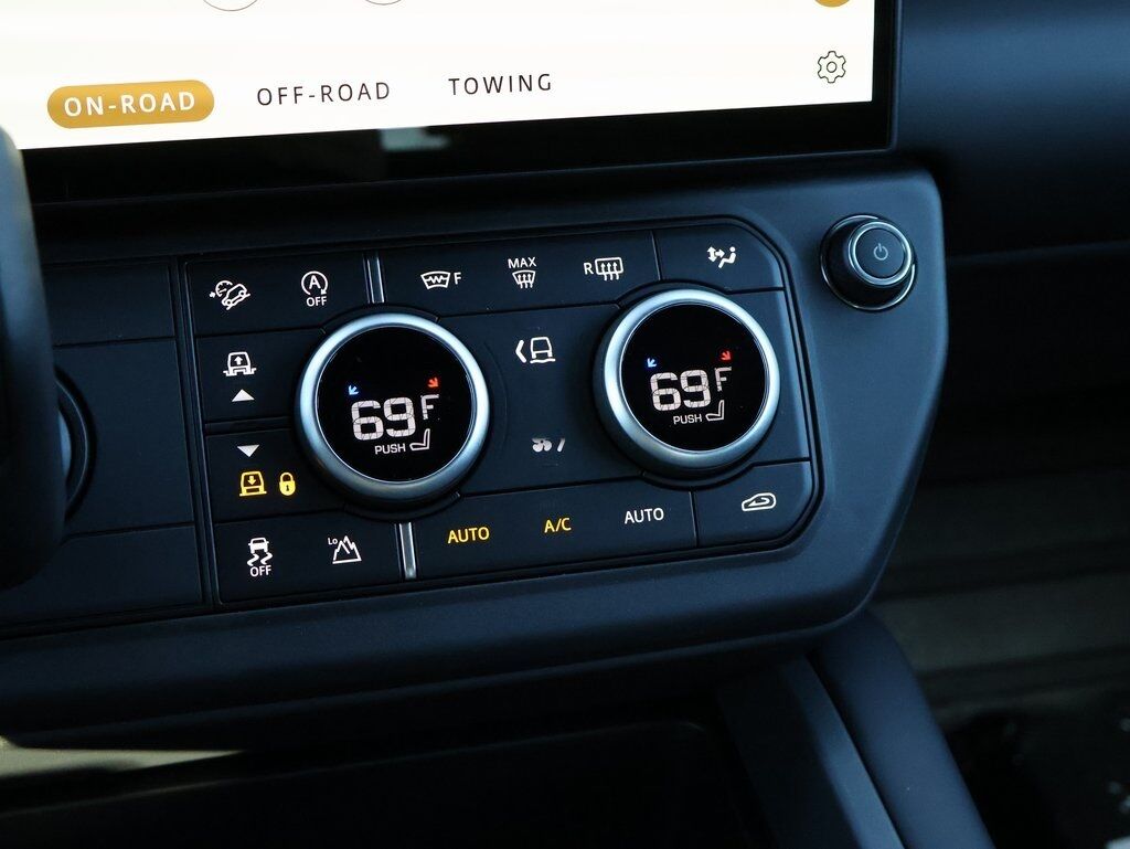 2026 Land Rover Defender 110 X-Dynamic SE San Clemente CA