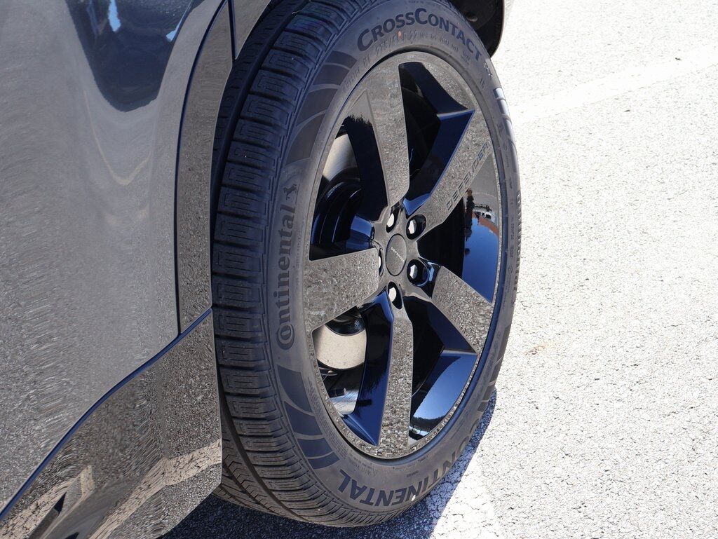 2026 Land Rover Defender 130 V8 San Clemente CA