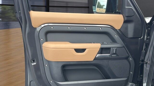 2026 Land Rover Defender X-Dynamic SE San Juan TX 2026 Land Rover Defender X-Dynamic SE San Juan TX