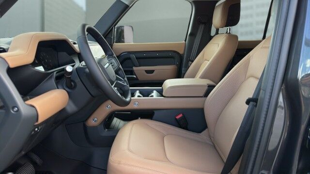 2026 Land Rover Defender X-Dynamic SE San Juan TX 2026 Land Rover Defender X-Dynamic SE San Juan TX